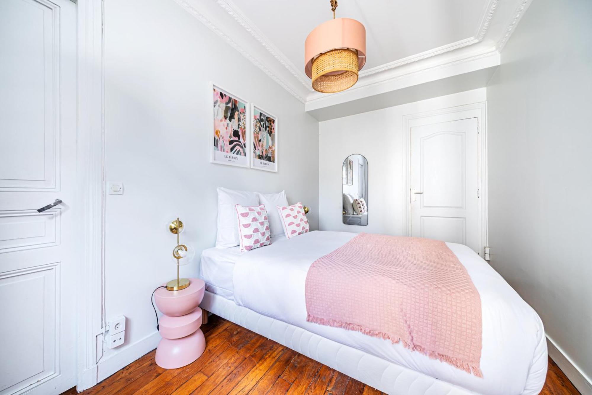 Blue And Pink Flat Next Montparnasse Appartement